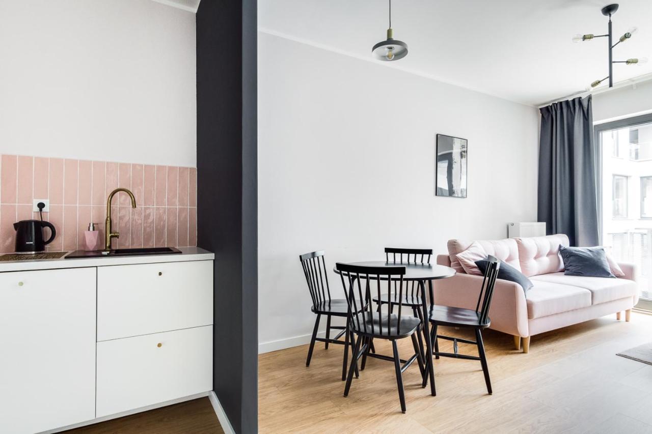 Apartament Male Garbary Познань Екстер'єр фото